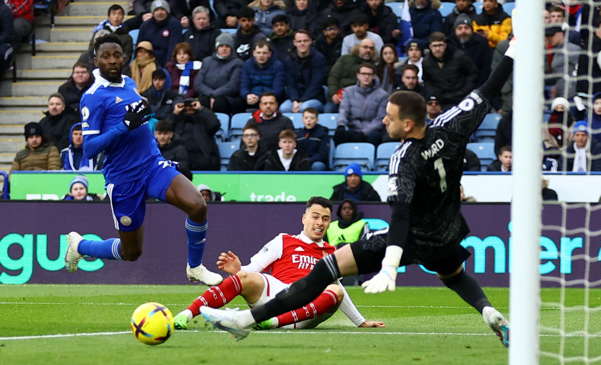 罗马尼亚2-1客胜立陶宛，德勒古什破门，拉兹万-马林点射